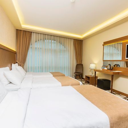 Taksim Time Hotel Istanboel Buitenkant foto