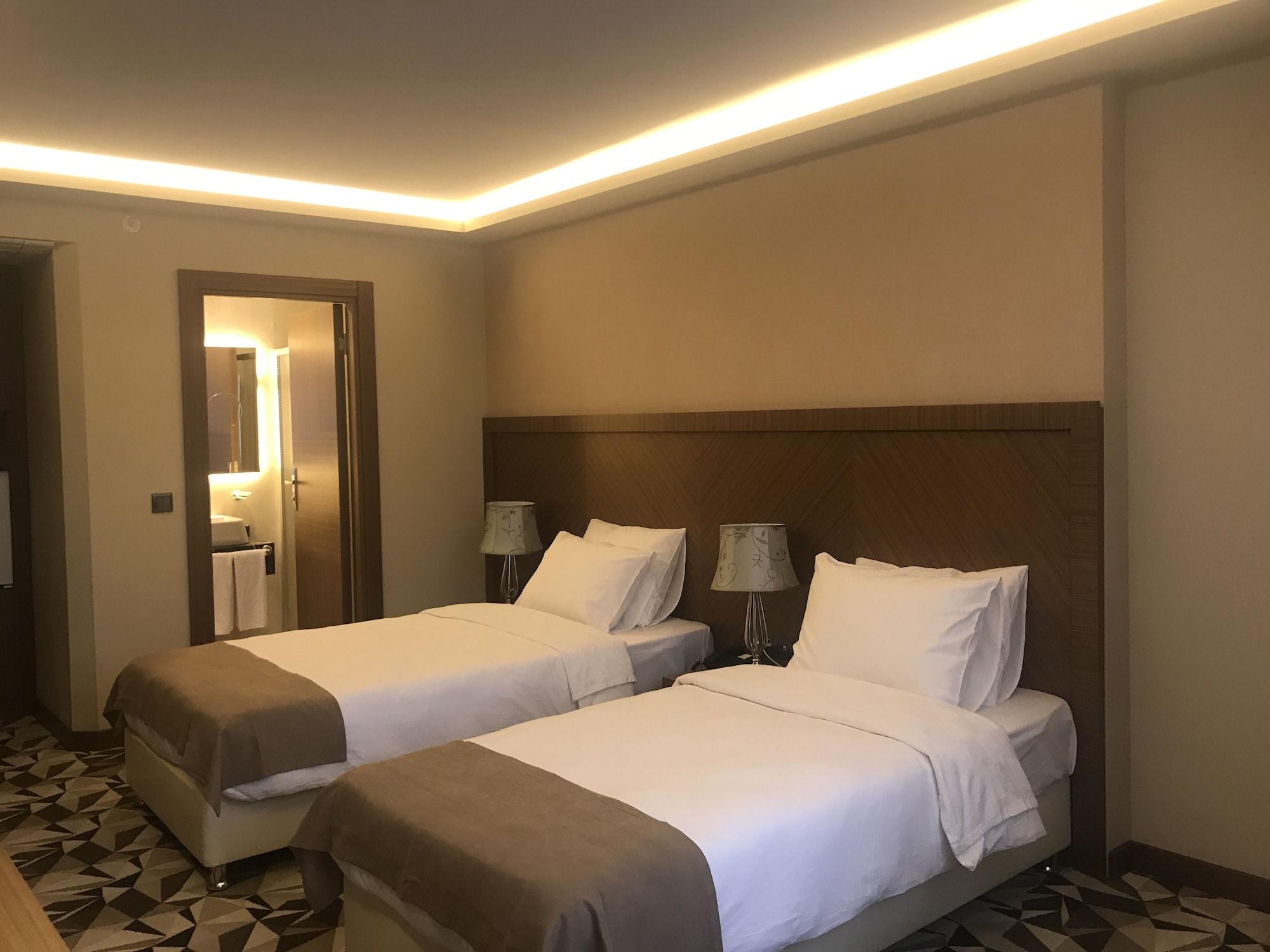 Taksim Time Hotel Istanboel Buitenkant foto