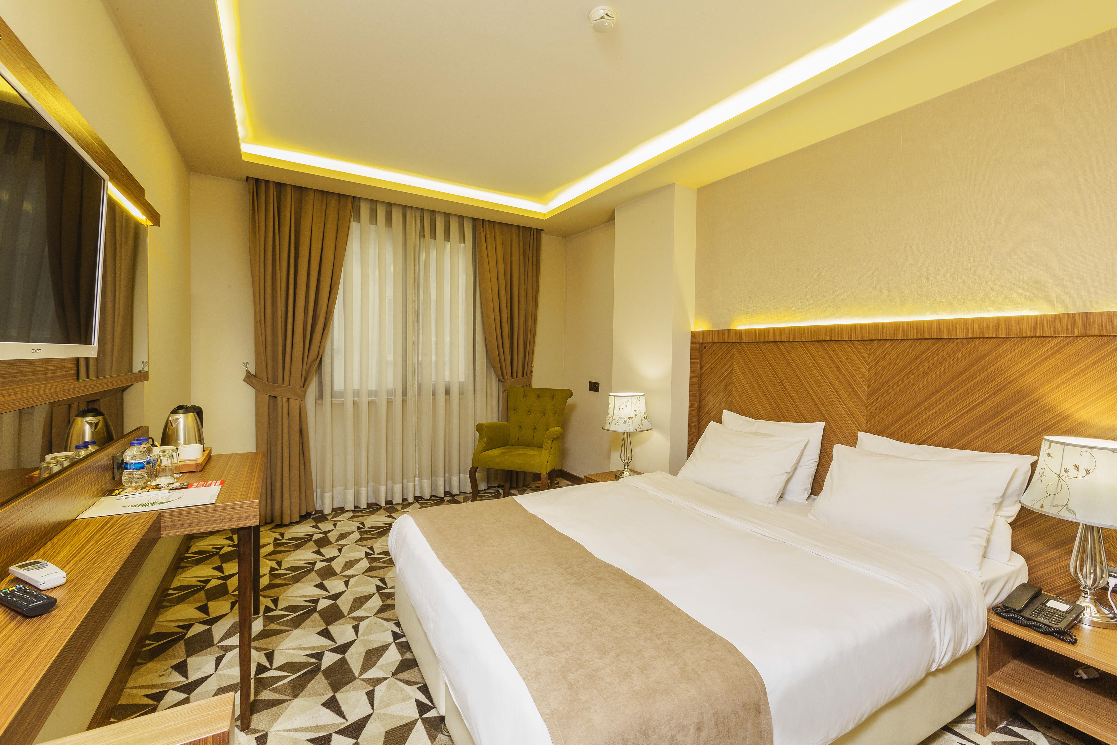 Taksim Time Hotel Istanboel Buitenkant foto