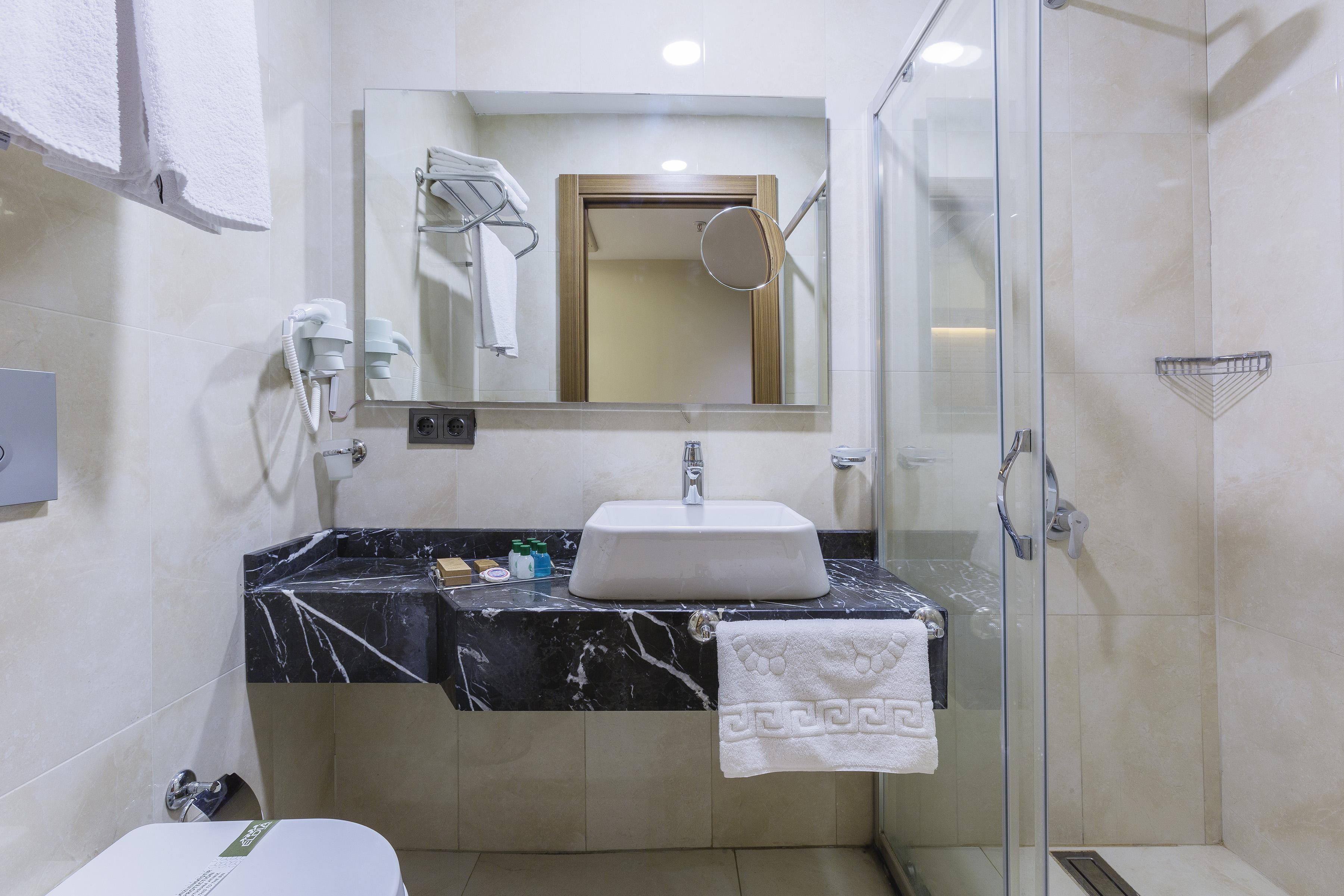 Taksim Time Hotel Istanboel Buitenkant foto