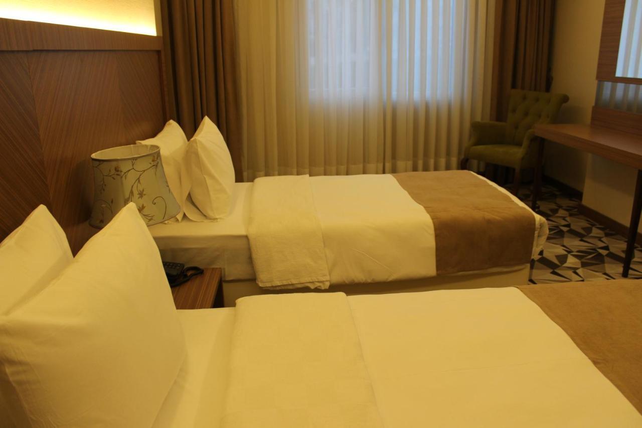 Taksim Time Hotel Istanboel Buitenkant foto