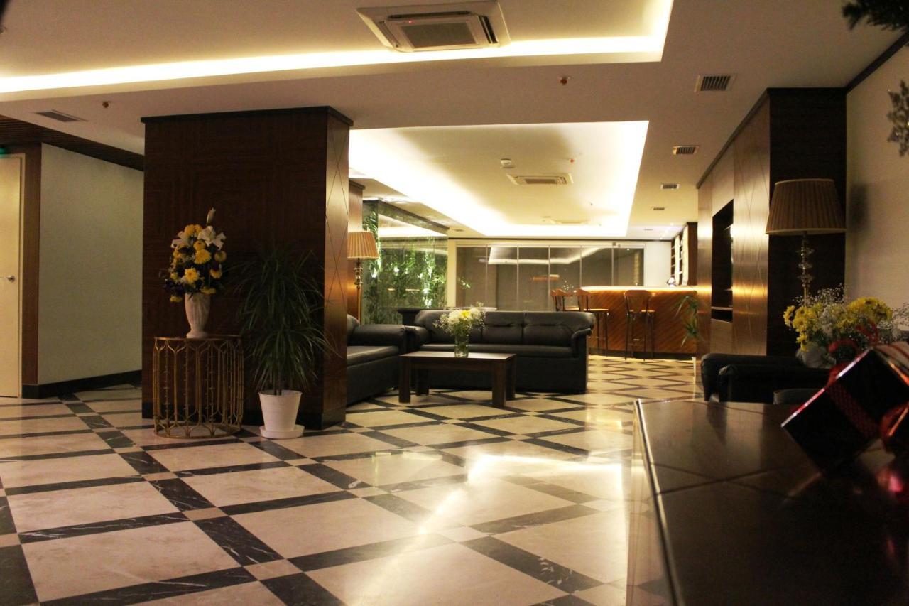 Taksim Time Hotel Istanboel Buitenkant foto